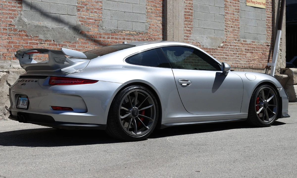 2015 Porsche 991 GT3 - Image 4 of 14