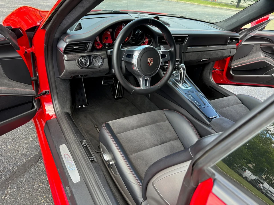 2015 Porsche 991 GT3 - Image 9 of 11