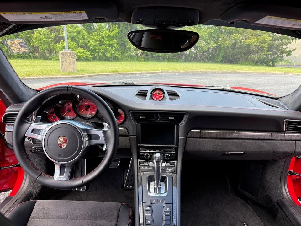 2015 Porsche 991 GT3 - Image 10 of 11