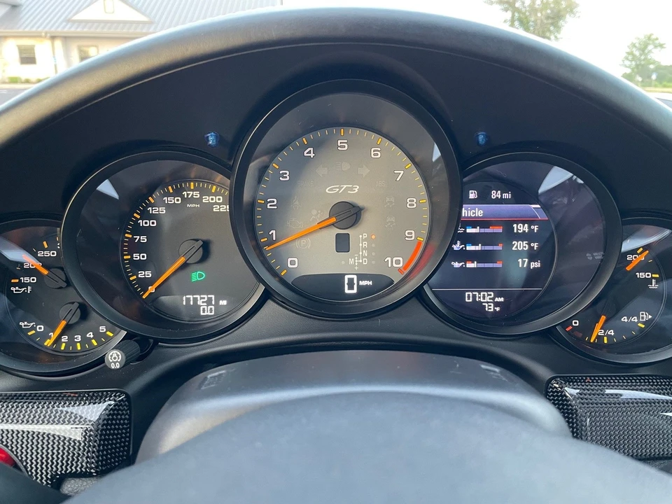 2014 Porsche 991 GT3 - Image 15 of 18