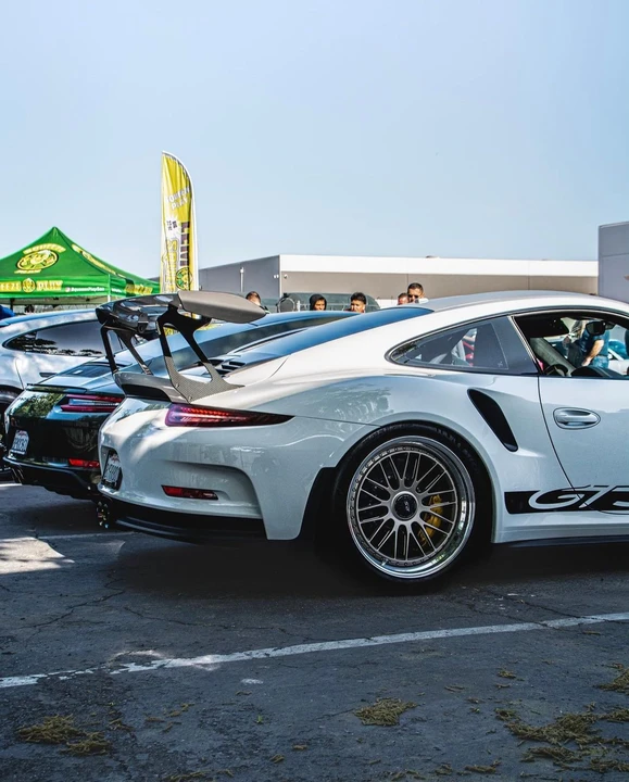 2016 Porsche 991 GT3 RS - Image 2 of 13