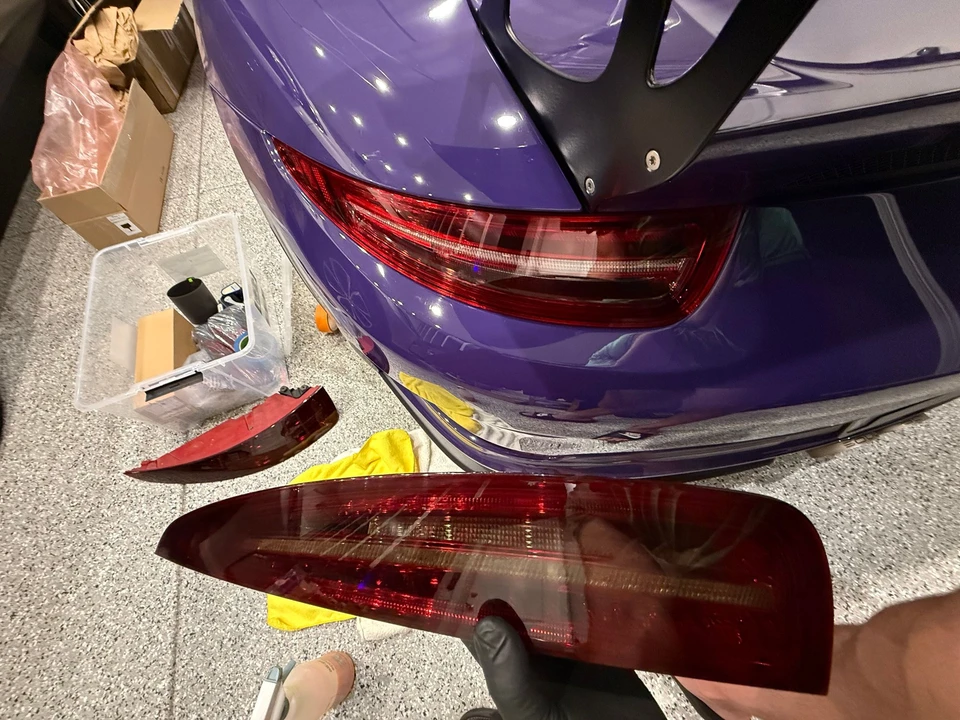 Parts & Memorabilia Bodywork - Image 7 of 7