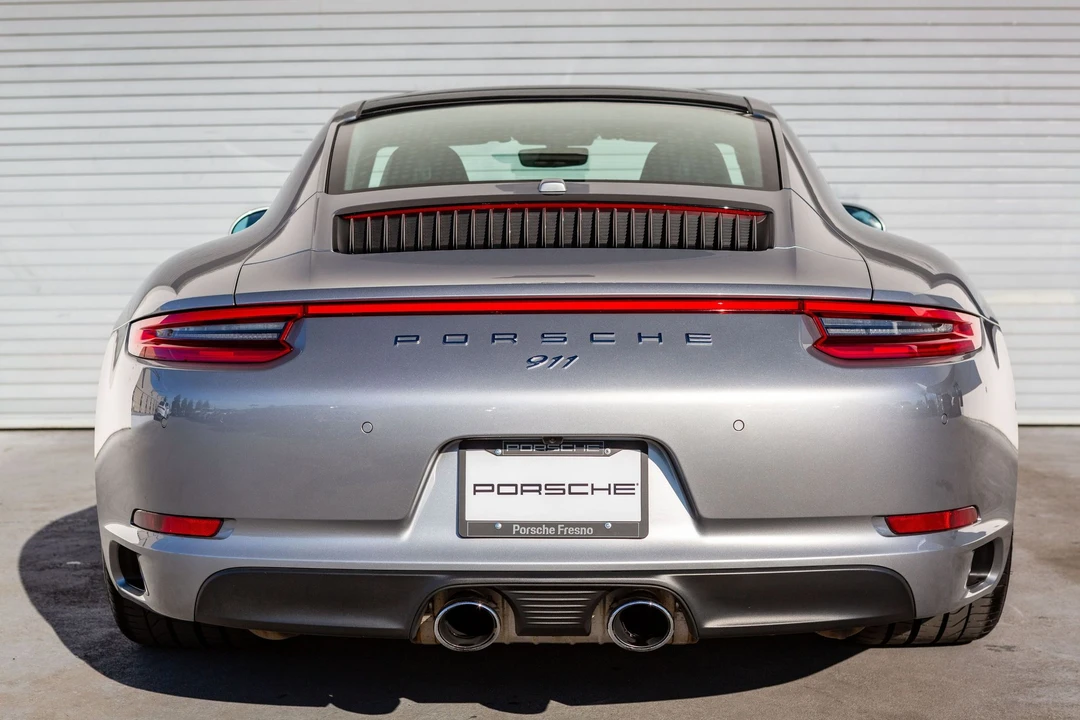 2017 Porsche 991 Carrera 4 - Image 5 of 10