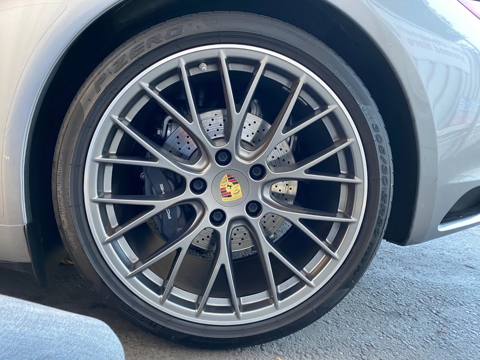 2017 Porsche 991 Carrera - Image 6 of 6