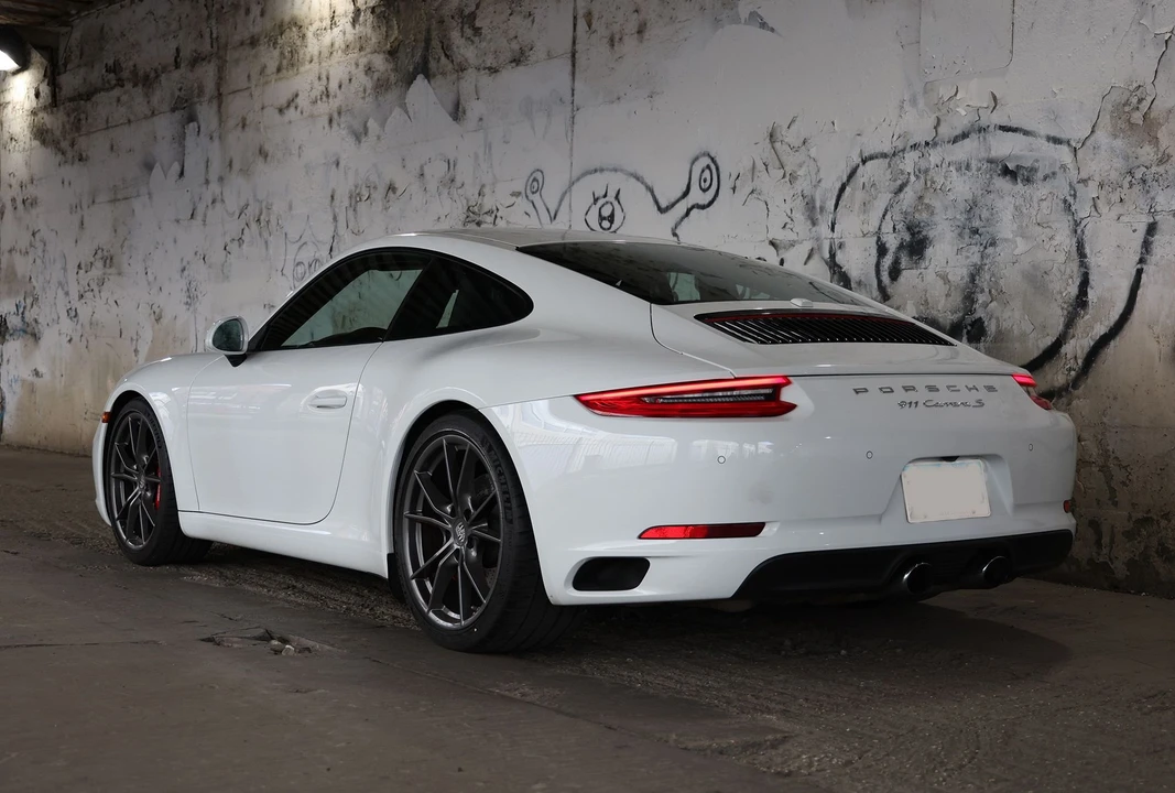 2017 Porsche 991 Carrera S - Image 7 of 26