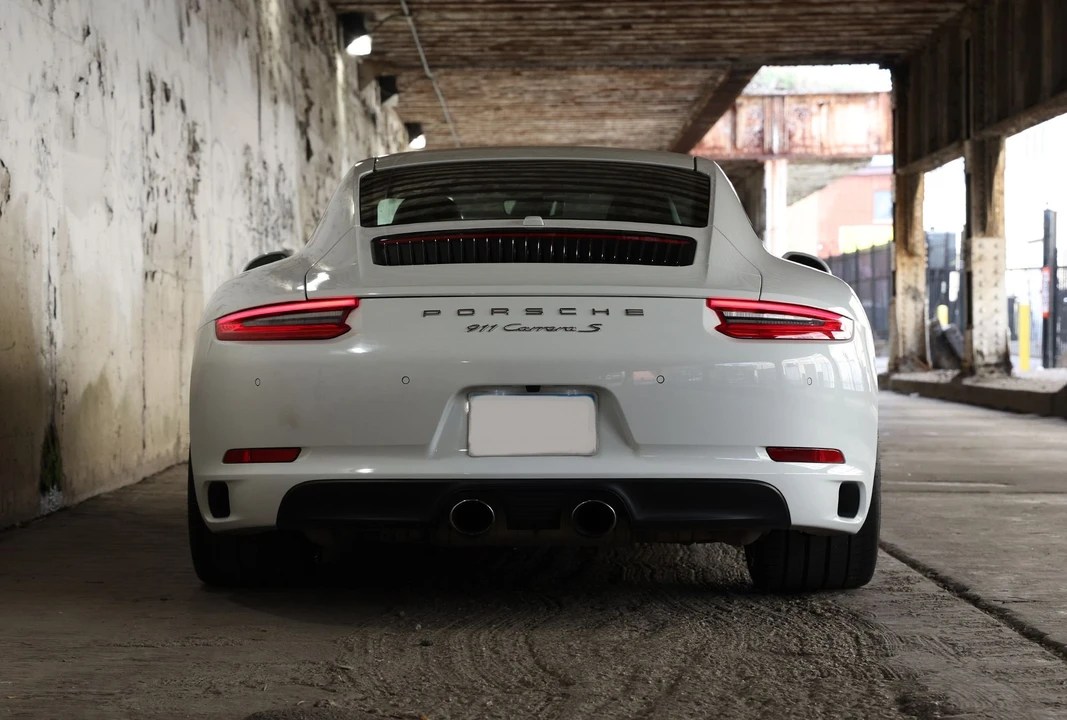 2017 Porsche 991 Carrera S - Image 5 of 26