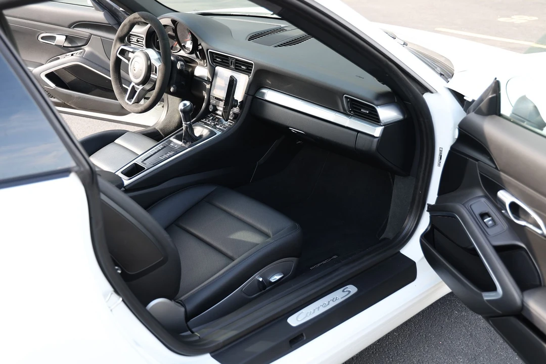 2017 Porsche 991 Carrera S - Image 23 of 26