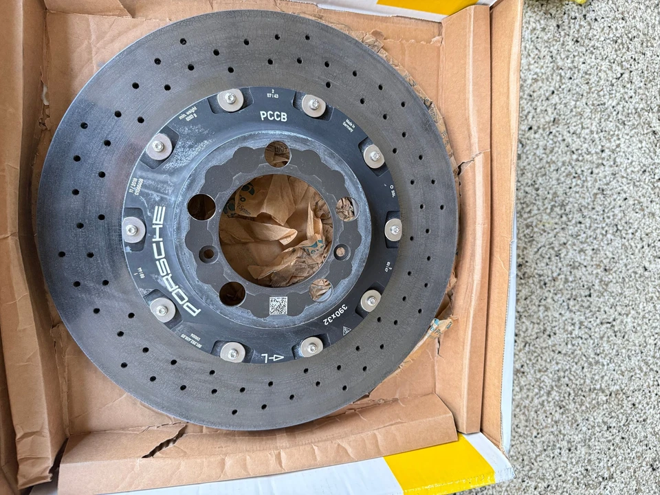 Parts & Memorabilia Mechanical Components - Image 20 of 25