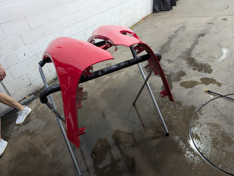 2015 Parts & Memorabilia Bodywork - Image 6 of 11