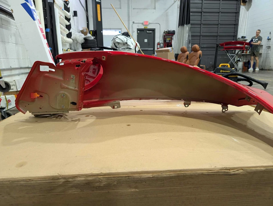 2015 Parts & Memorabilia Bodywork - Image 9 of 11
