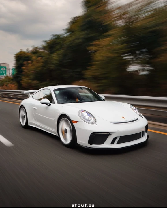 2018 Porsche 991 GT3 - Image 4 of 10