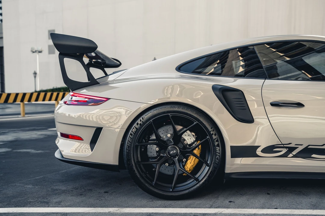 2019 Porsche 991 GT3 RS - Image 9 of 31