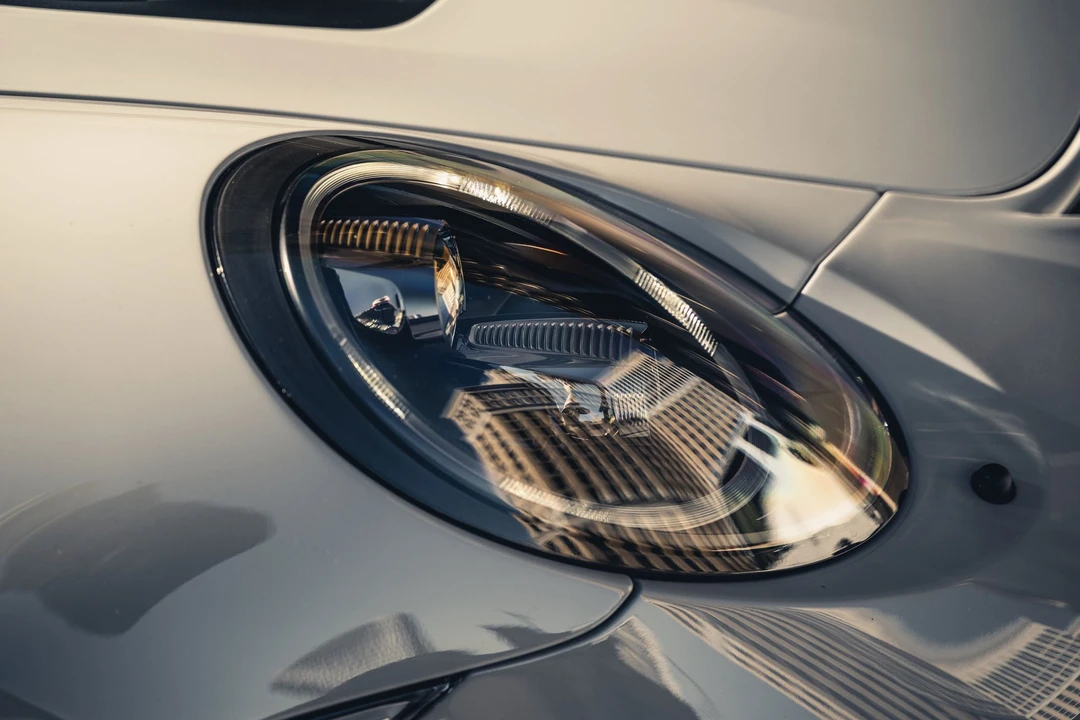 2019 Porsche 991 GT3 RS - Image 17 of 31