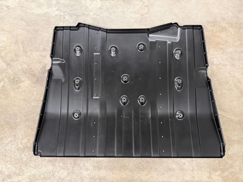 Parts & Memorabilia Bodywork - Image 2 of 4