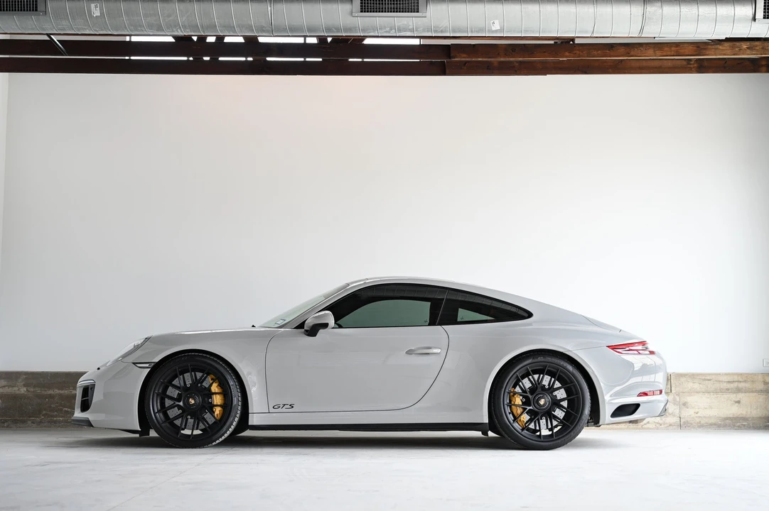 2018 Porsche 991 Carrera GTS - Image 17 of 17
