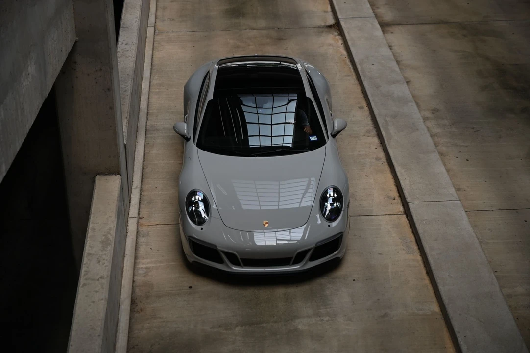2018 Porsche 991 Carrera GTS - Image 5 of 17