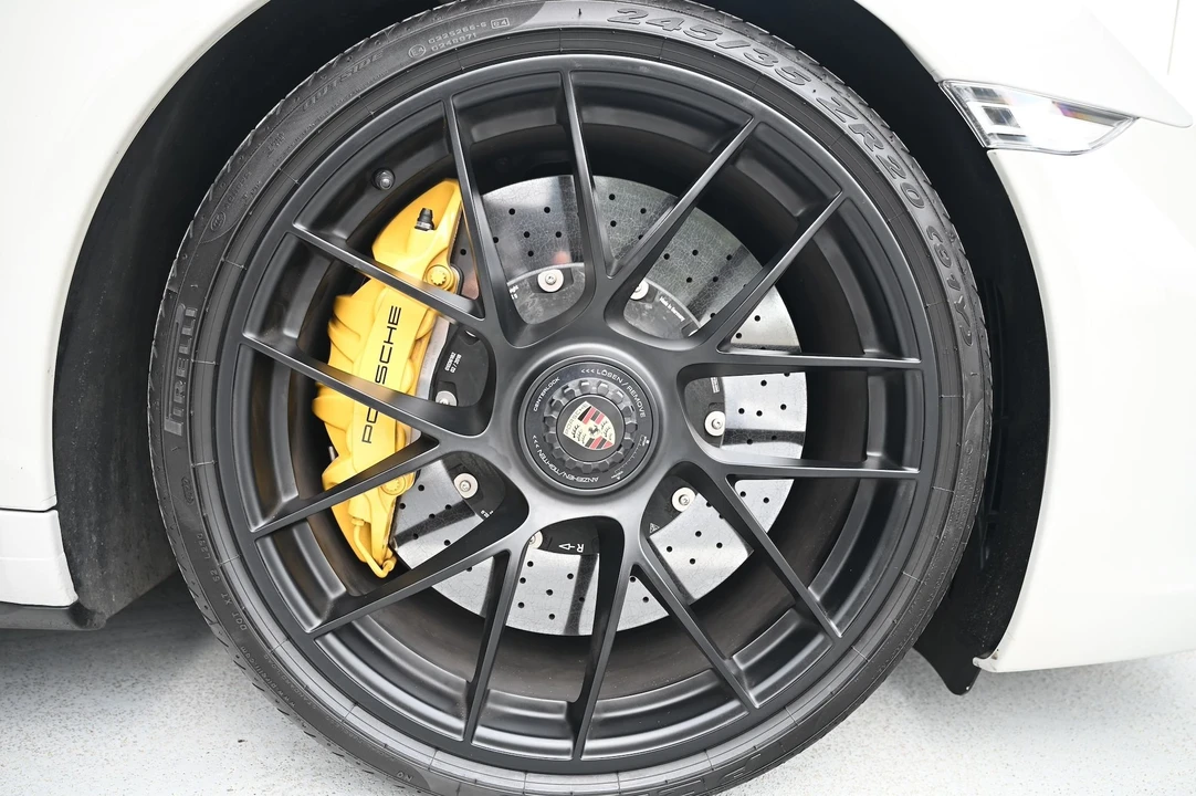 2018 Porsche 991 Carrera GTS - Image 8 of 17