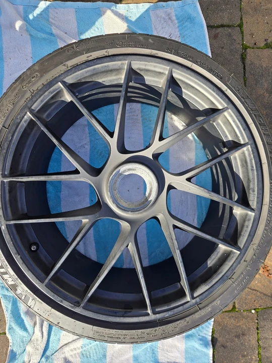 2017 Parts & Memorabilia Porsche Wheels - Image 2 of 4