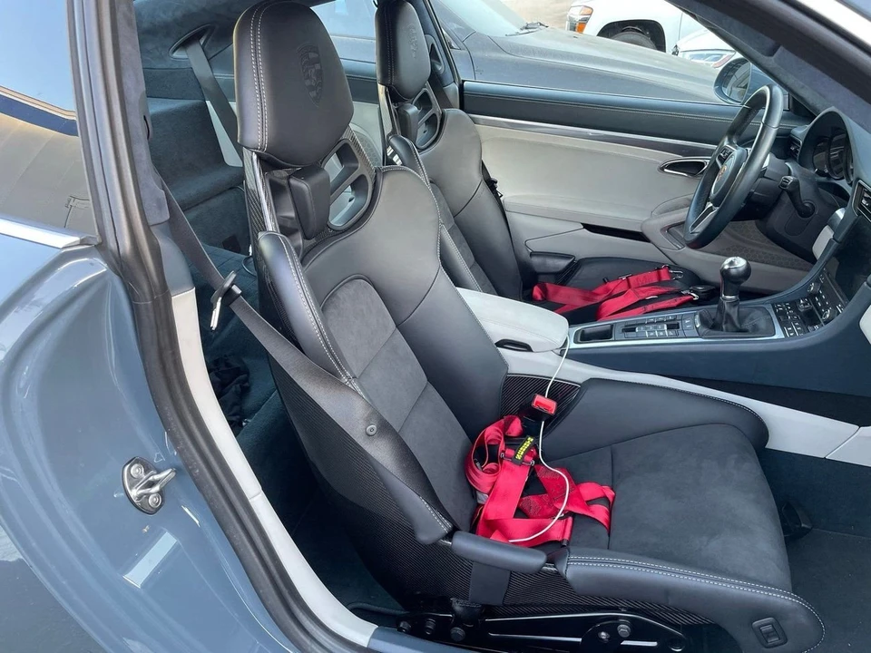 2017 Parts & Memorabilia Seats & Interior - Image 1 of 1