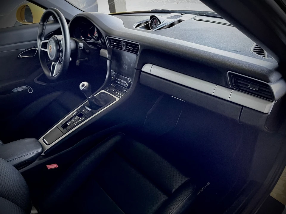 2017 Porsche 991 Carrera 4S - Image 3 of 18