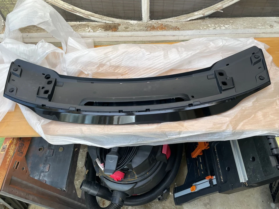 2017 Parts & Memorabilia Bodywork - Image 9 of 11