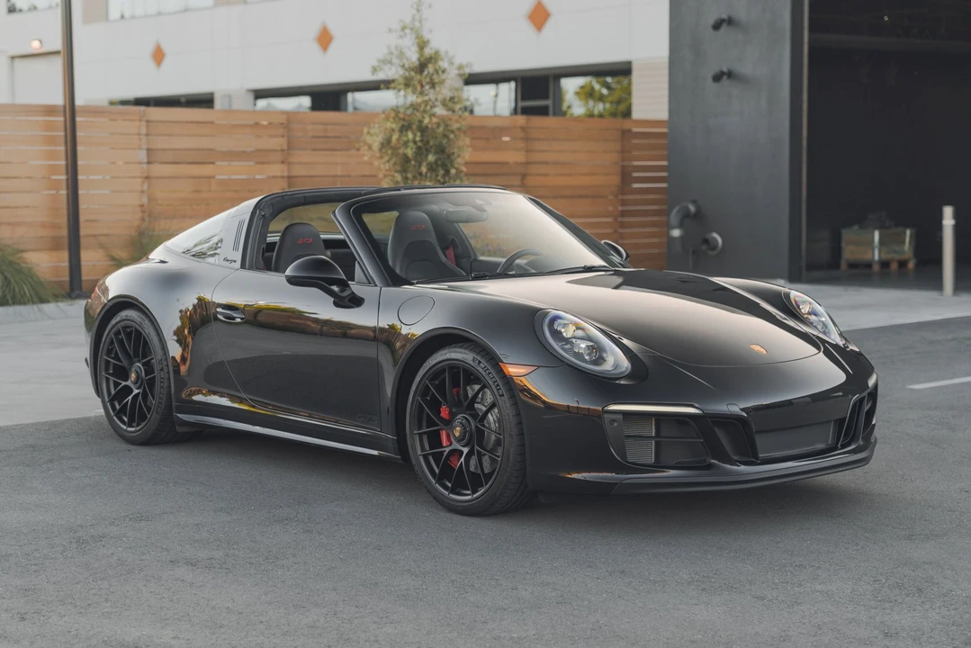 2019 Porsche 991 Targa 4 GTS - Image 2 of 9