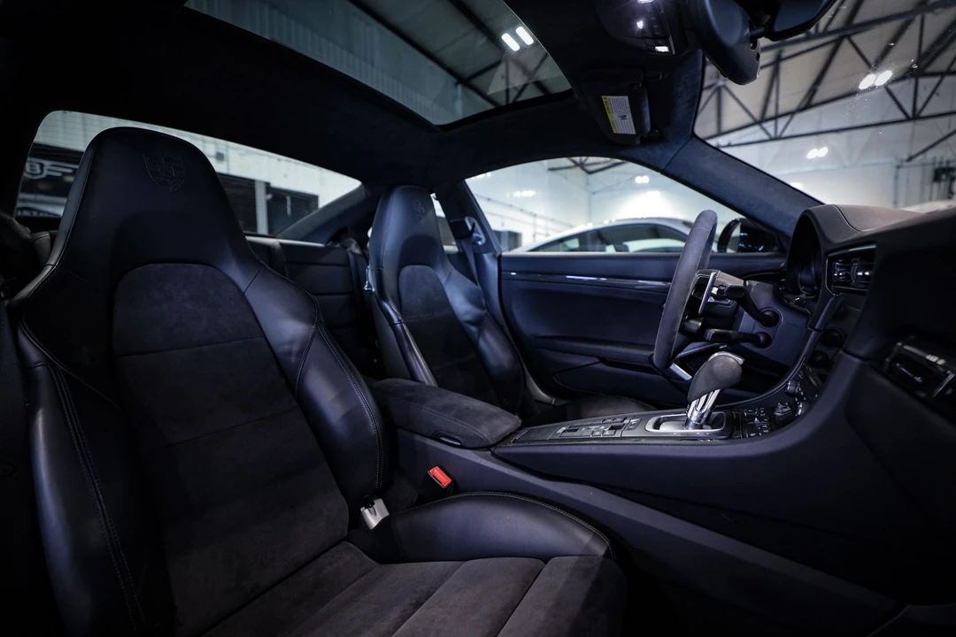 2017 Porsche 991 Turbo - Image 9 of 18