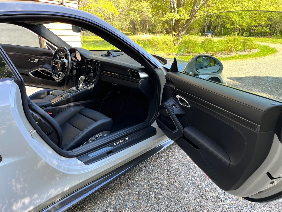 2019 Porsche 991 Turbo S - Image 25 of 31