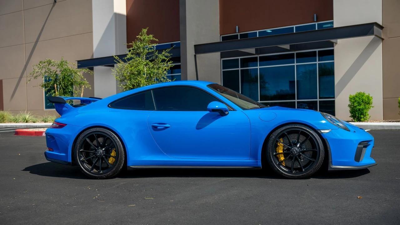 2018 Porsche 991 GT3 - Image 5 of 31