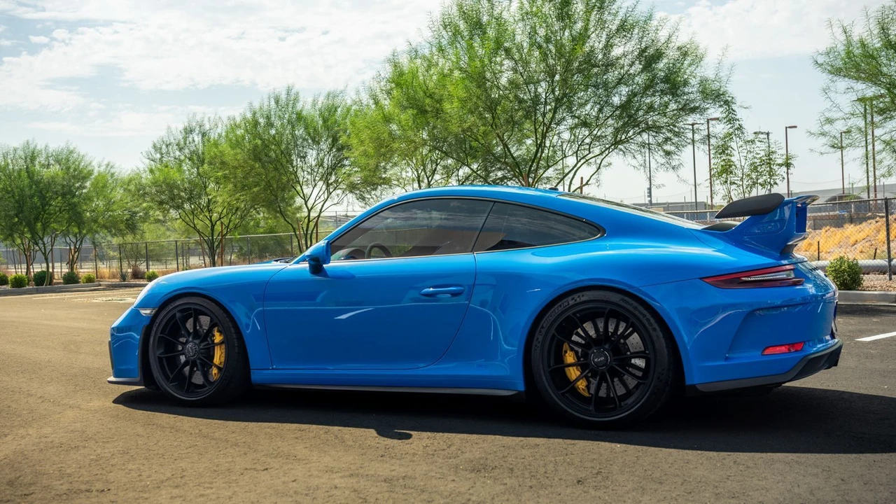 2018 Porsche 991 GT3 - Image 11 of 31