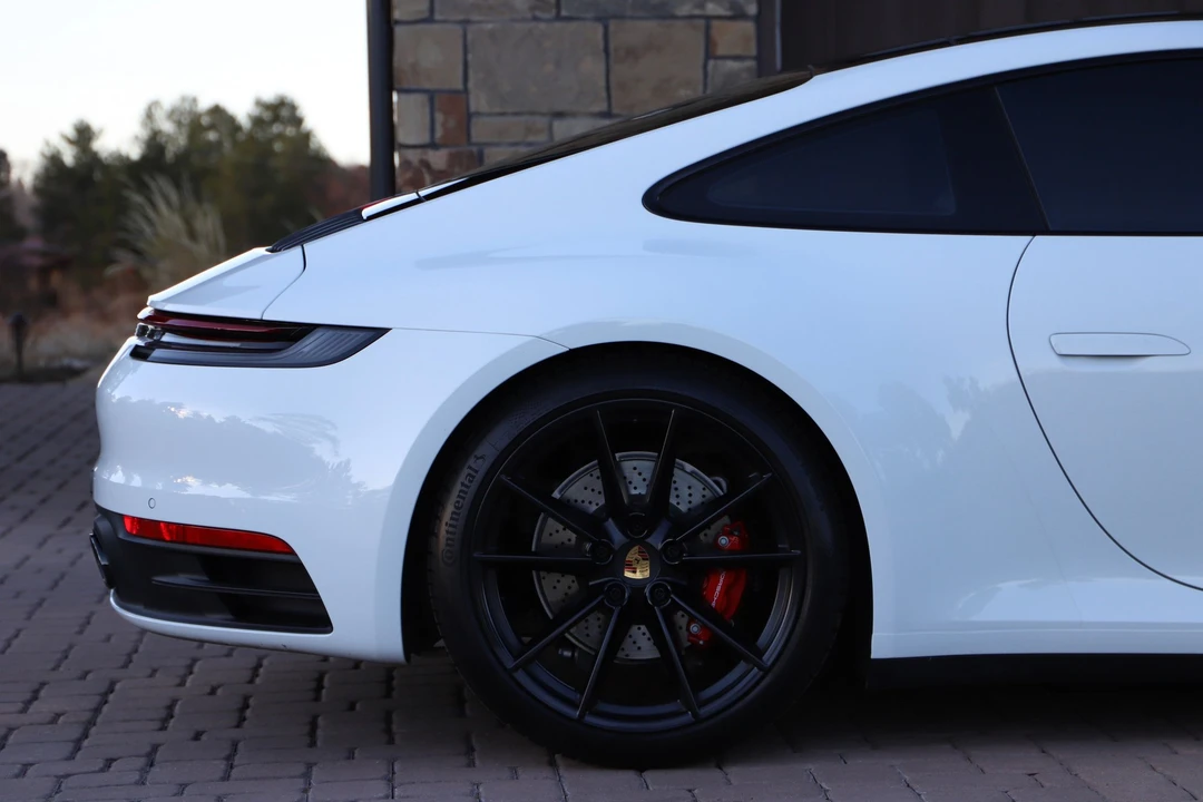 2020 Porsche 992 Carrera 4S - Image 7 of 12