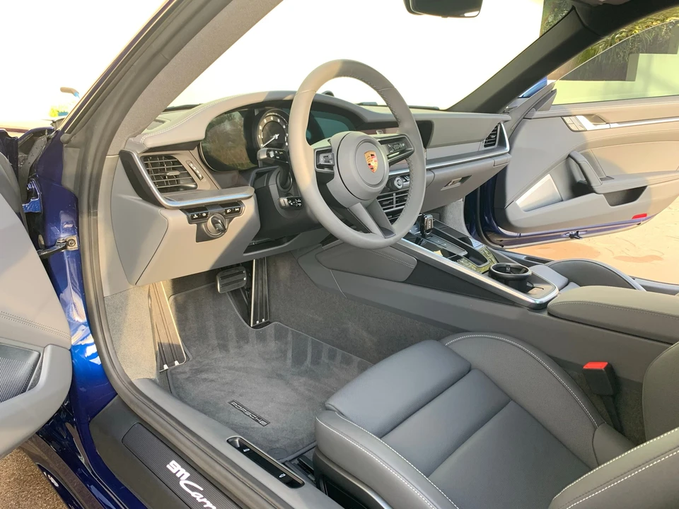 2020 Porsche 992 Carrera 4S - Image 8 of 10