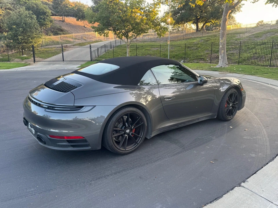 2020 Porsche 992 Carrera - Image 2 of 8