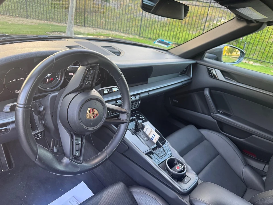 2020 Porsche 992 Carrera - Image 7 of 8