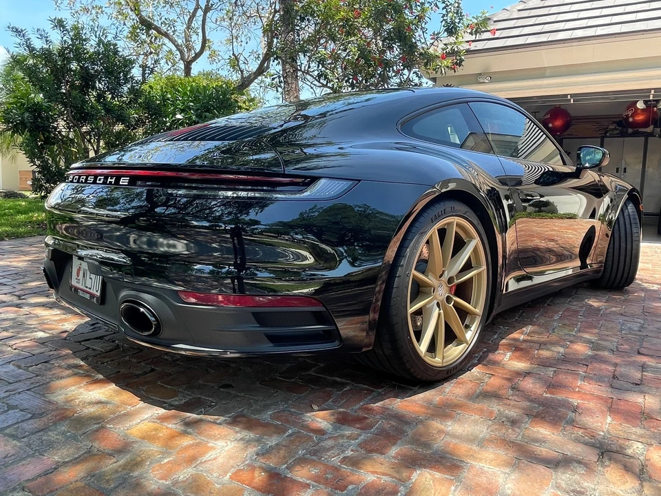 2020 Porsche 992 Carrera S - Image 9 of 16