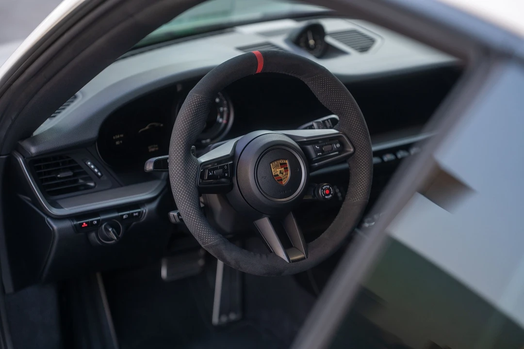 2020 Porsche 992 Carrera S - Image 7 of 25