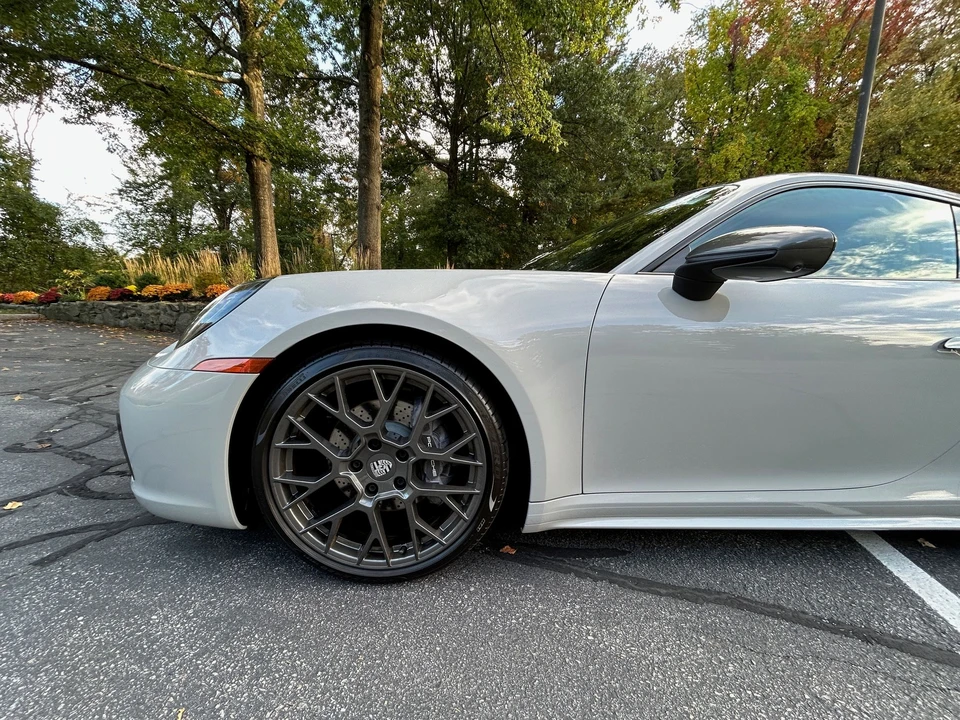 2023 Porsche 992 Carrera T - Image 6 of 9