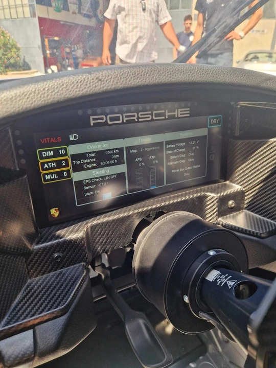 2022 Porsche 992 GT3 - Image 9 of 9