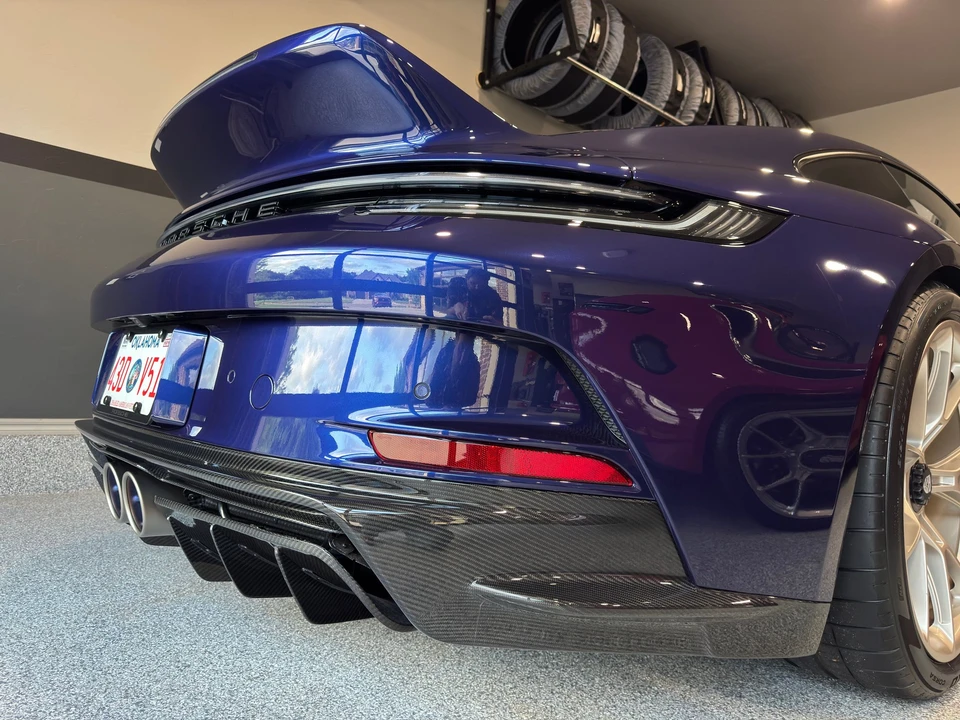 Parts & Memorabilia Bodywork - Image 2 of 6