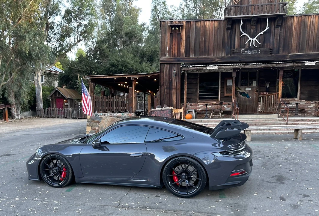 2022 Porsche 992 GT3 - Image 6 of 17