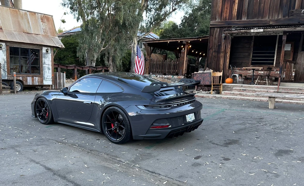 2022 Porsche 992 GT3 - Image 5 of 17