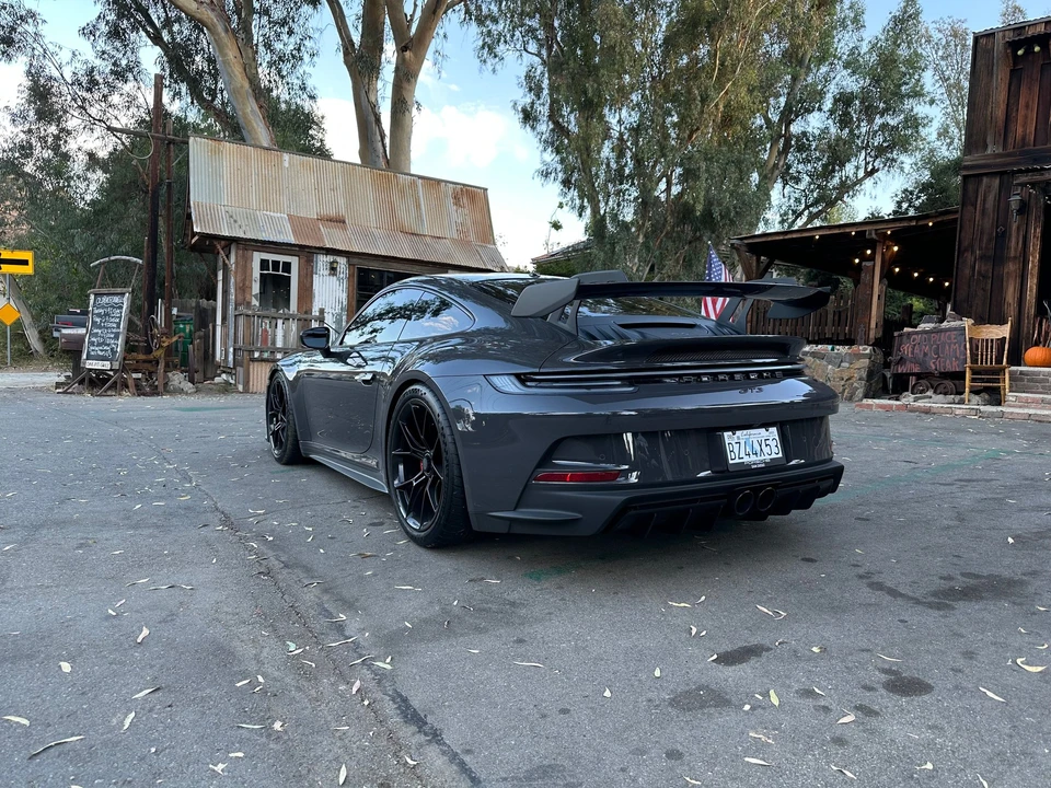 2022 Porsche 992 GT3 - Image 4 of 17
