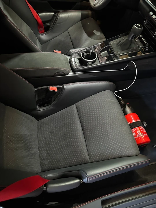 2022 Porsche 992 GT3 - Image 13 of 17