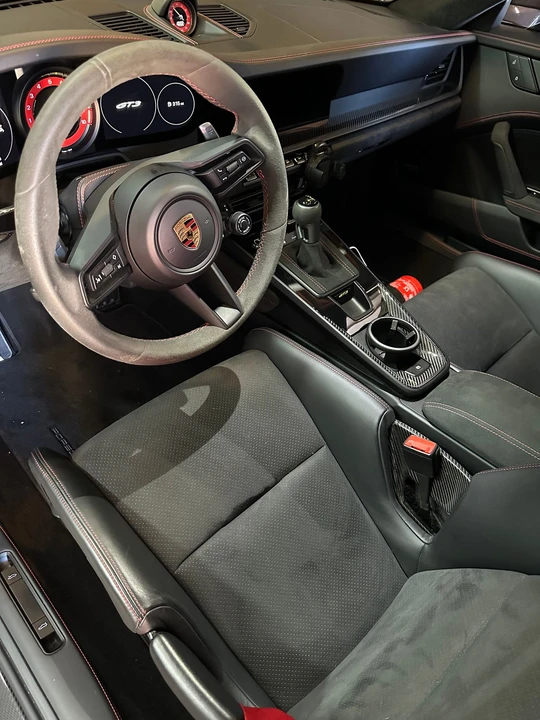 2022 Porsche 992 GT3 - Image 14 of 17