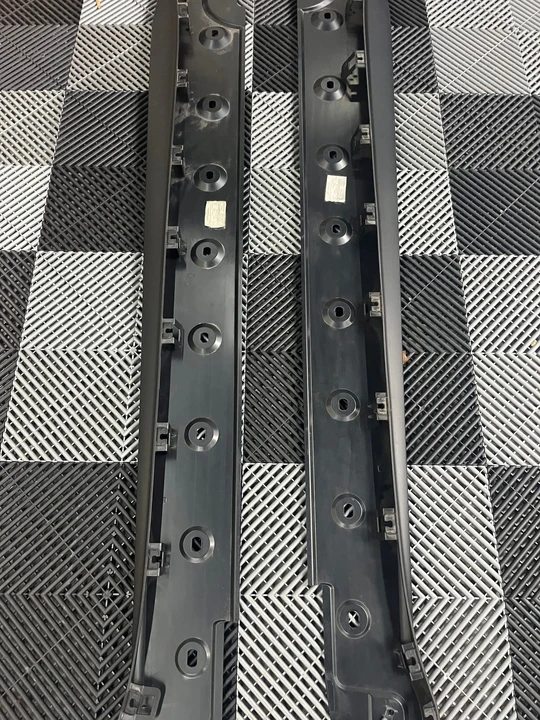 2020 Parts & Memorabilia Bodywork - Image 4 of 8