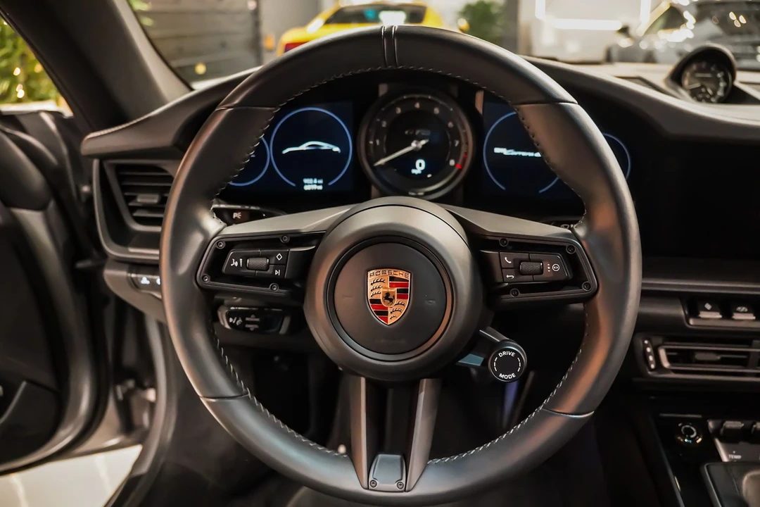 2022 Porsche 992 Carrera S - Image 5 of 14