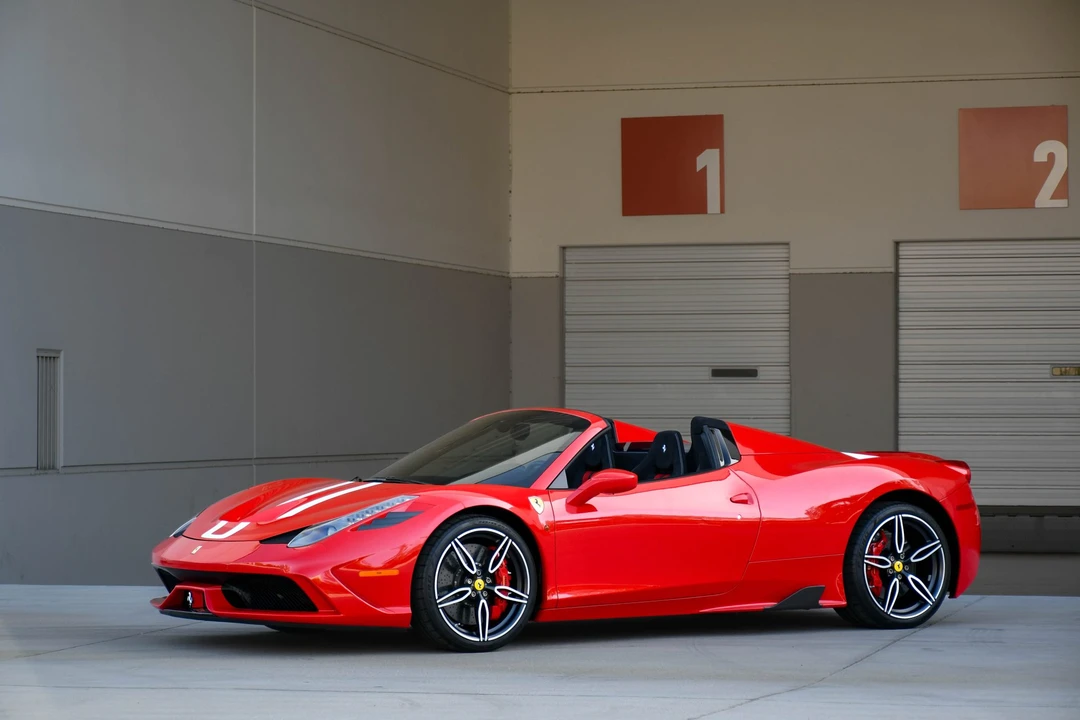 2015 Ferrari 458 Speciale Aperta - Image 4 of 31