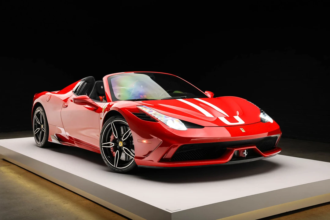 2015 Ferrari 458 Speciale Aperta - Image 27 of 31