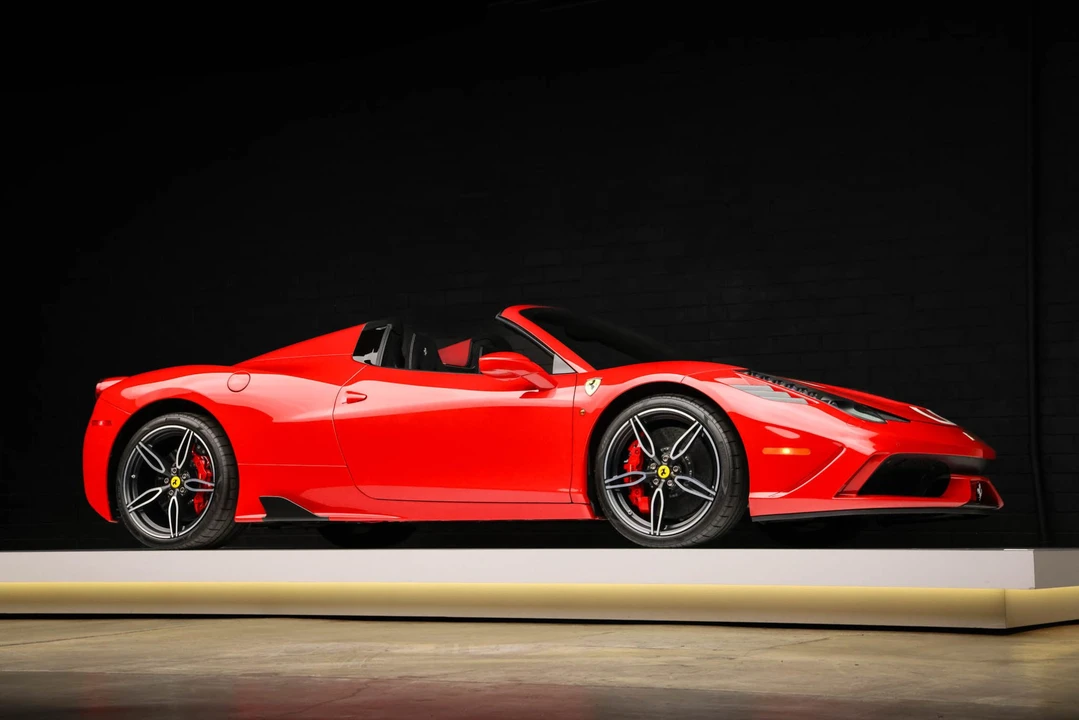 2015 Ferrari 458 Speciale Aperta - Image 31 of 31