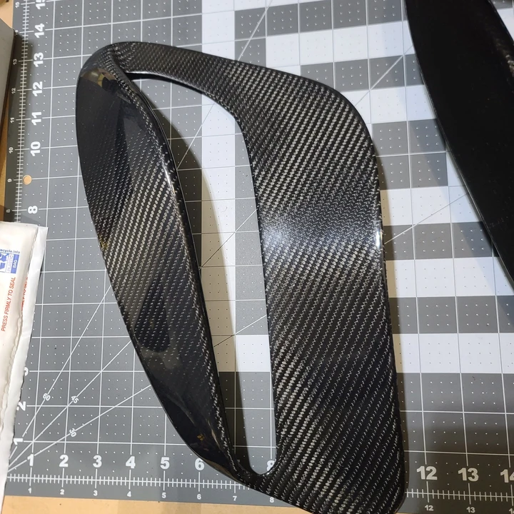 2019 Parts & Memorabilia Bodywork - Image 5 of 6